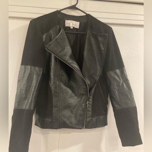 The Limited Leather & Suede Black color block jacket with pockets, dry cleaned. - Picture 3 of 12